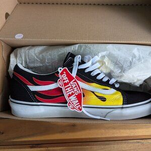 Brand New Men's Size 11, Old Skool Vans Flame/Black with white tread